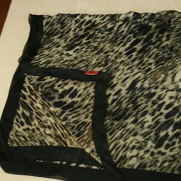Hugo scarf animal print - Picture 1 of 3